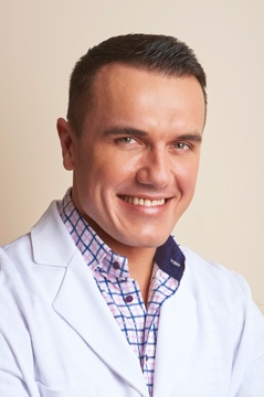 Dr Marcin Wrona